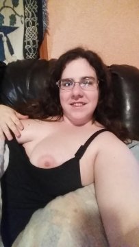 Laura87 from Ontario,Canada